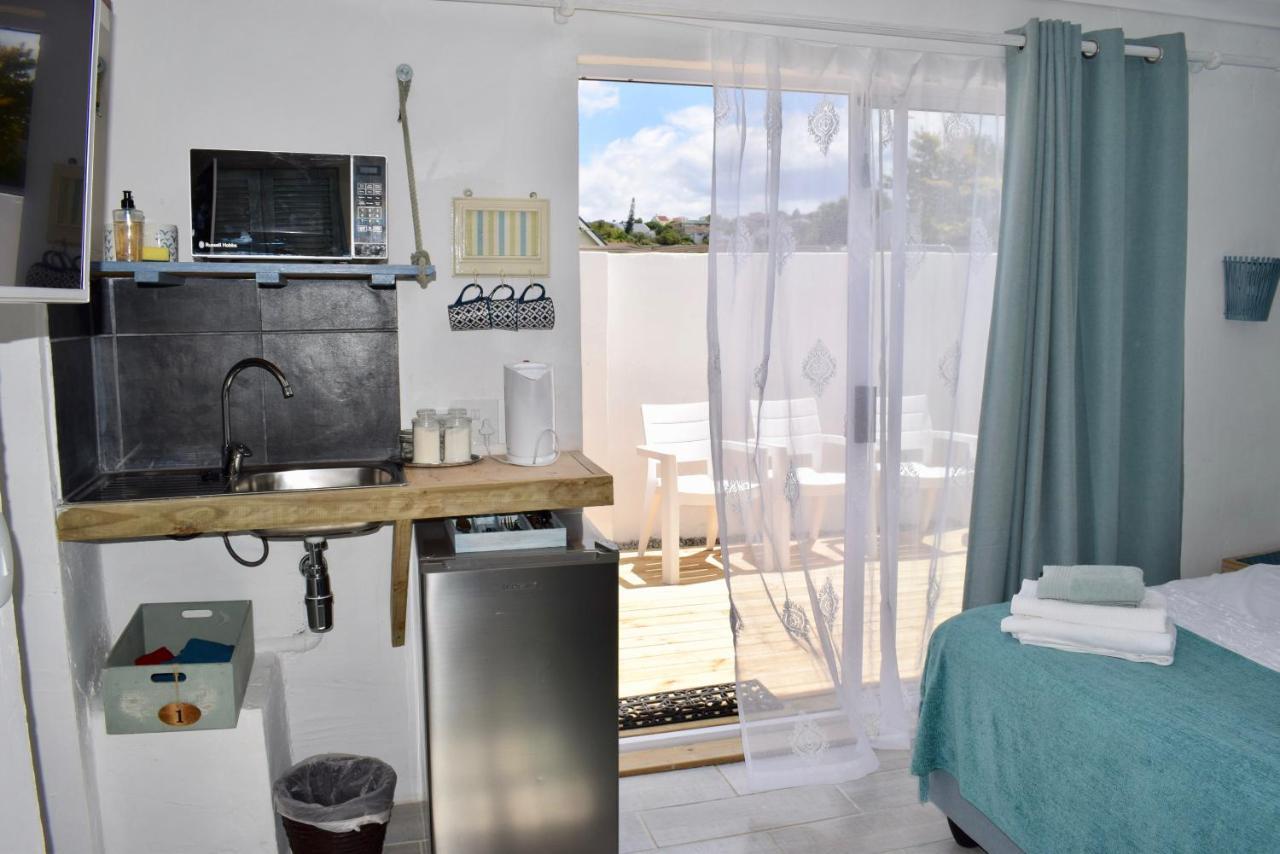 The Green Palm Cottage Plettenberg Bay Exteriör bild
